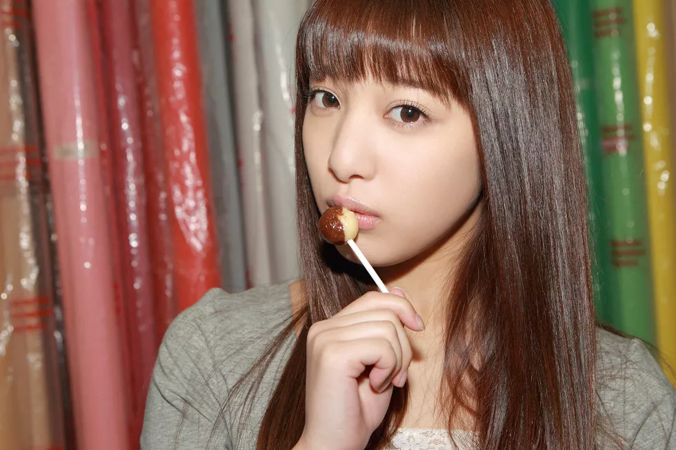 Xgyw.Org_[YS Web]Vol.543_日本女优池田巧克力性感内衣写真51P