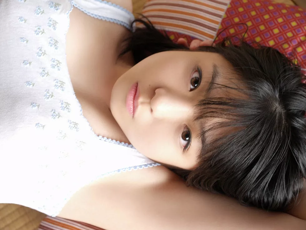 Xgyw.Org_[YS Web]Vol.537_日本写真女优中村静香少女の时间写真95P