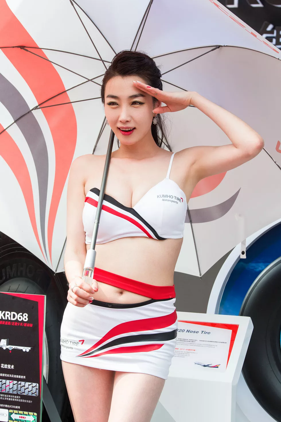 Xgyw.Org_北京大型车展里的漂亮车模性感写真57P