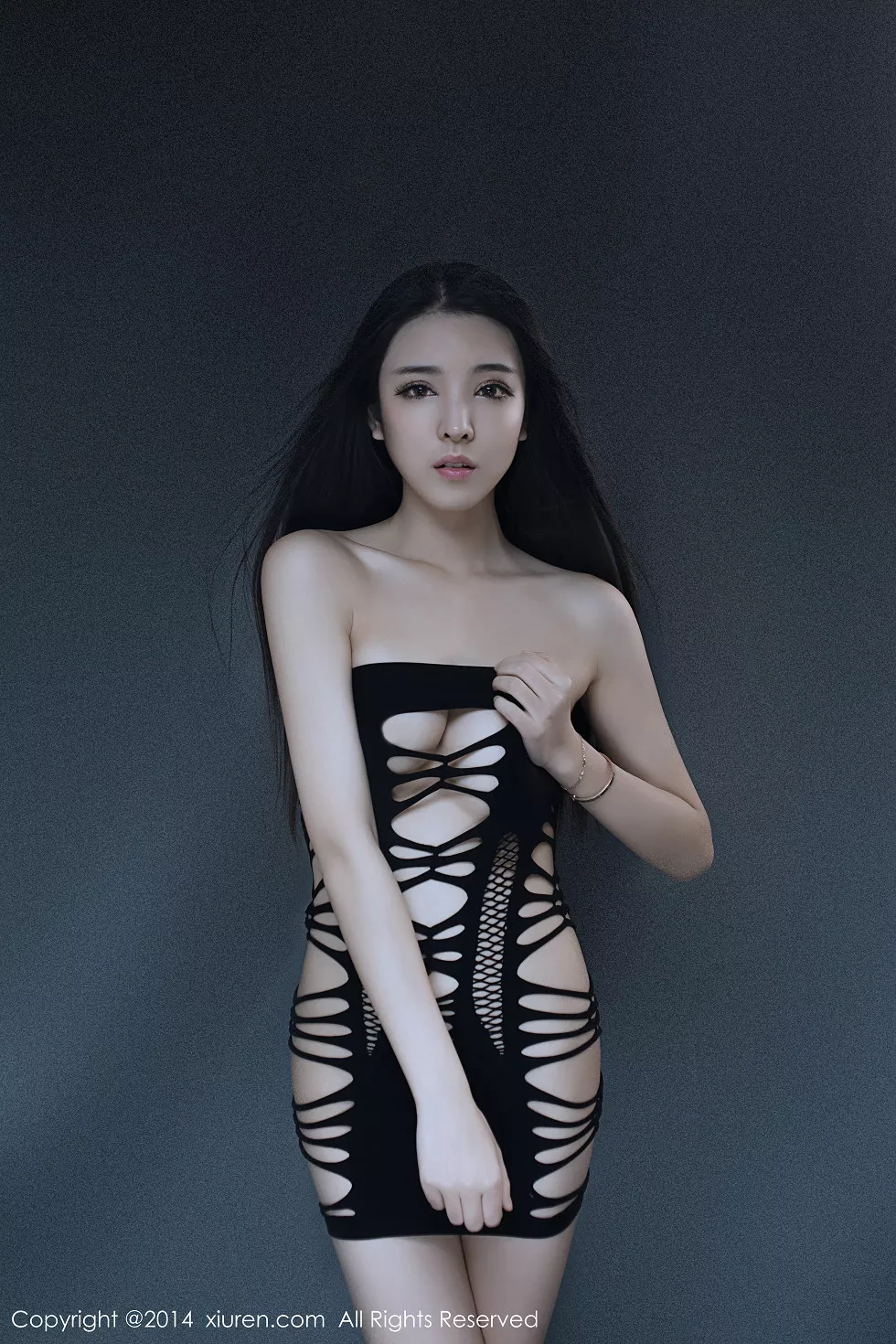 Xgyw.Org_XiuRen第256期_国产嫩模陈大榕黑色网状裙极致诱惑写真50P