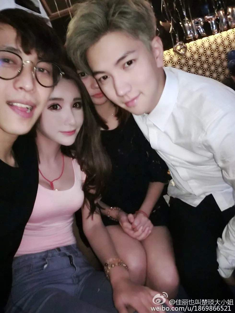 Xgyw.Org_清纯美女主播楚琰大小姐性感微博写真合集160P
