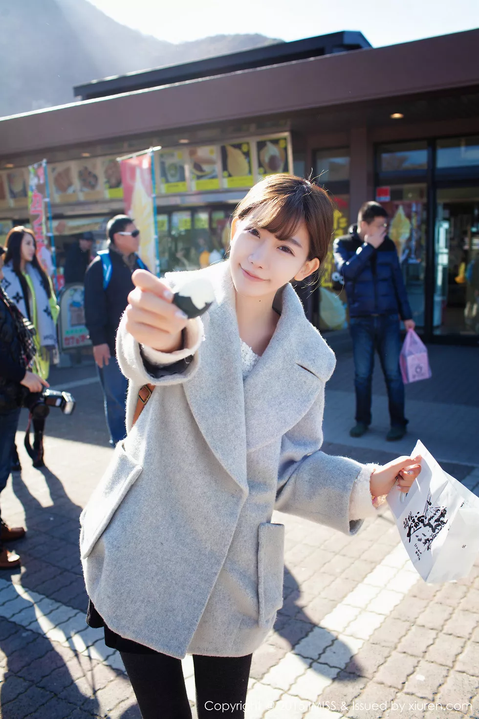 Xgyw.Org_[IMISS爱蜜社]Vol.010_90后绝美showgirl陈潇户外清爽迷人写真71P