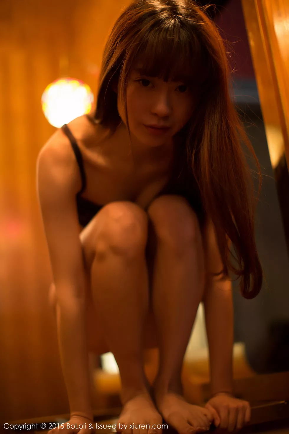 Xgyw.Org_[BoLoli波萝社]Vol.006_嫩模Suki朱忆音居家私房丁字裤美臀白嫩肌肤写真50P