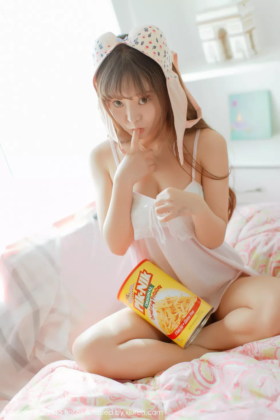 Xgyw.Org_[BoLoli波萝社]Vol.002_嫩模柳侑绮居家私房内衣及吊带睡衣豪乳诱惑写真47P