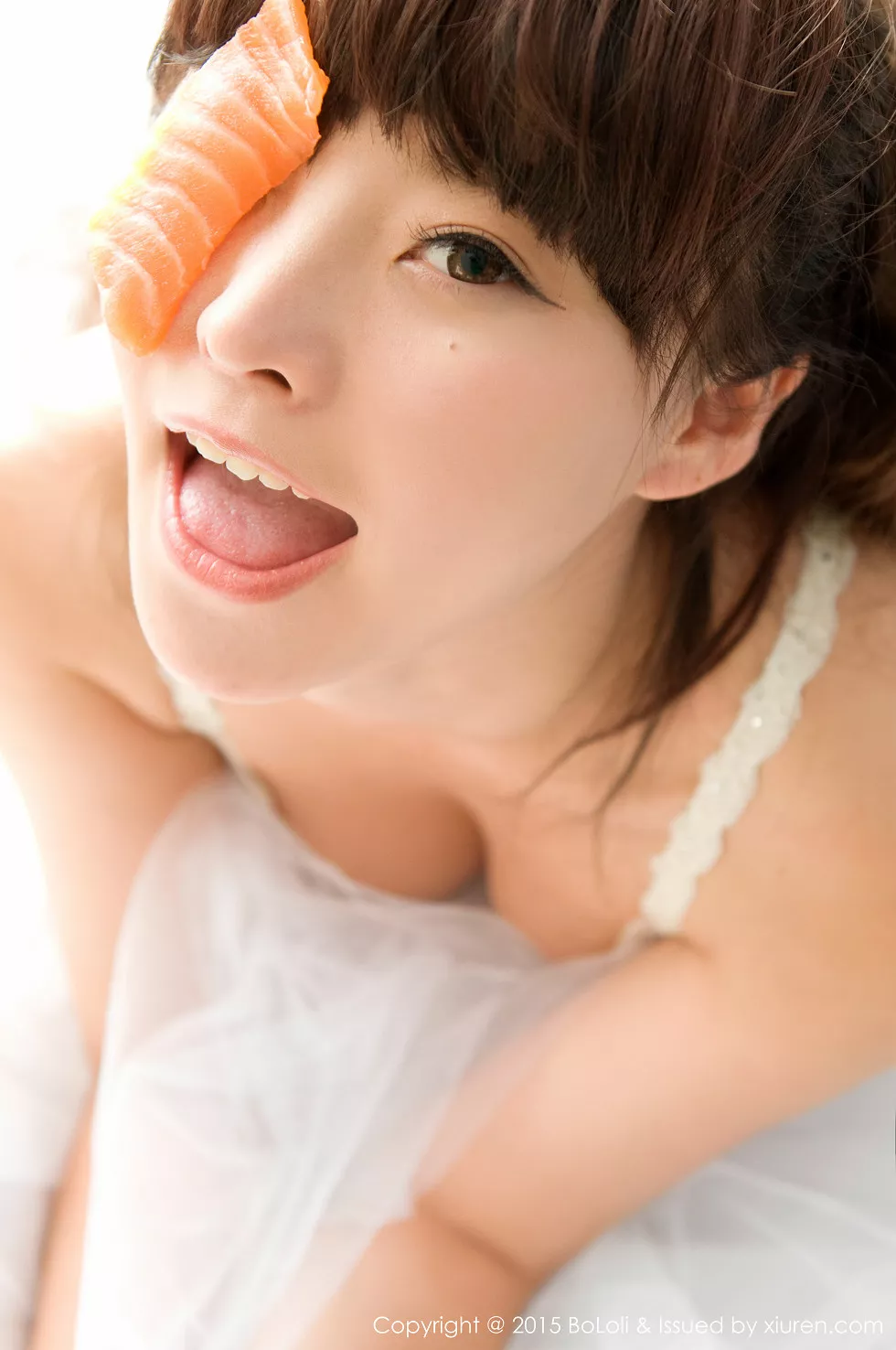 Xgyw.Org_[BoLoli波萝社]Vol.003_嫩模柳侑绮脱内衣秀豪乳七宝三文鱼系列高清写真31P