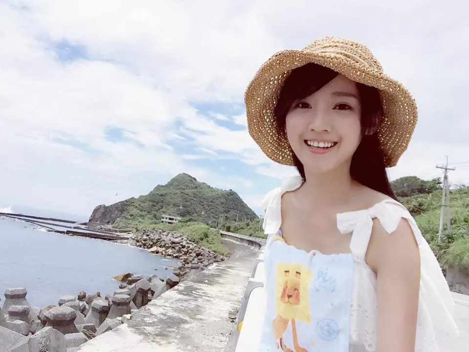 Xgyw.Org_台湾美女歌手安婕希(陈奕安)空灵系清新迷人写真32P
