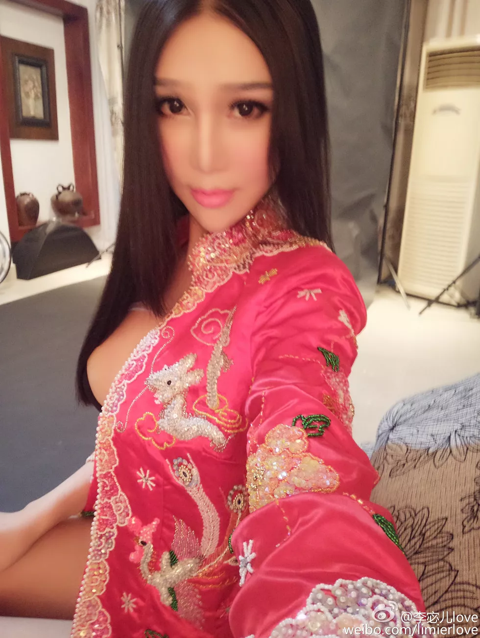 Xgyw.Org_国产嫩模湿吻女神李宓儿高颜值大尺度美胸豪乳海量性感写真111P