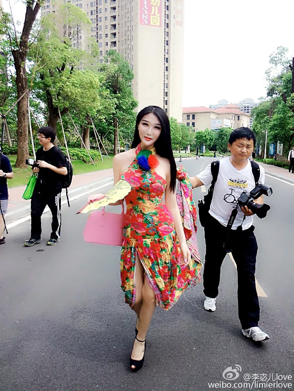 Xgyw.Org_国产嫩模湿吻女神李宓儿高颜值大尺度美胸豪乳海量性感写真111P