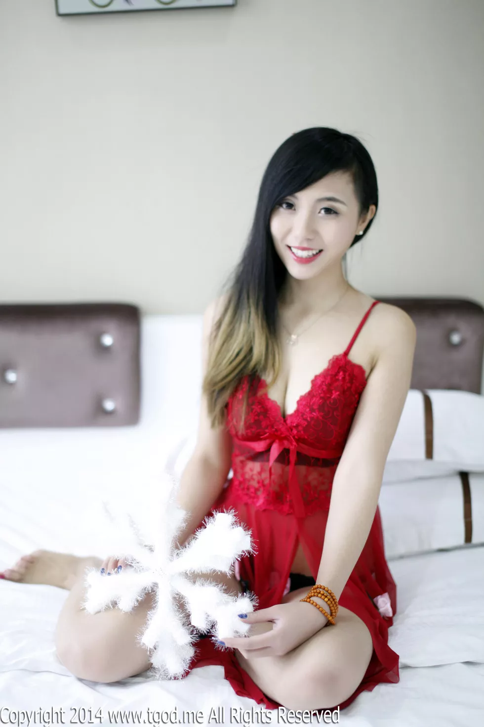 Xgyw.Org_[TGOD推女神]2014.12.23_嫩模谢忱倬红纱吊带睡衣黑色蕾丝内裤诱惑写真133P