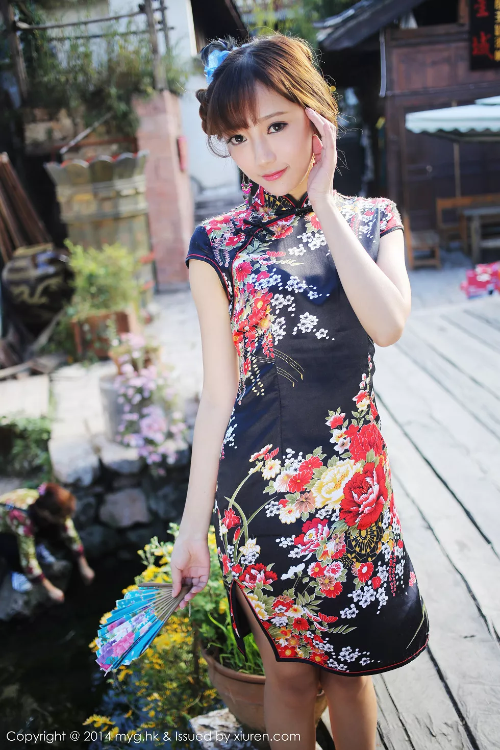 Xgyw.Org_[MyGirl美媛馆]Vol.080_嫩模王馨瑶yanni花色旗袍迷人风情靓丽性感写真56P
