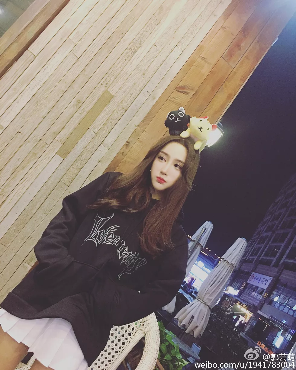 Xgyw.Org_美女嫩模郭芸萌性感自拍美图写真微博合集270P