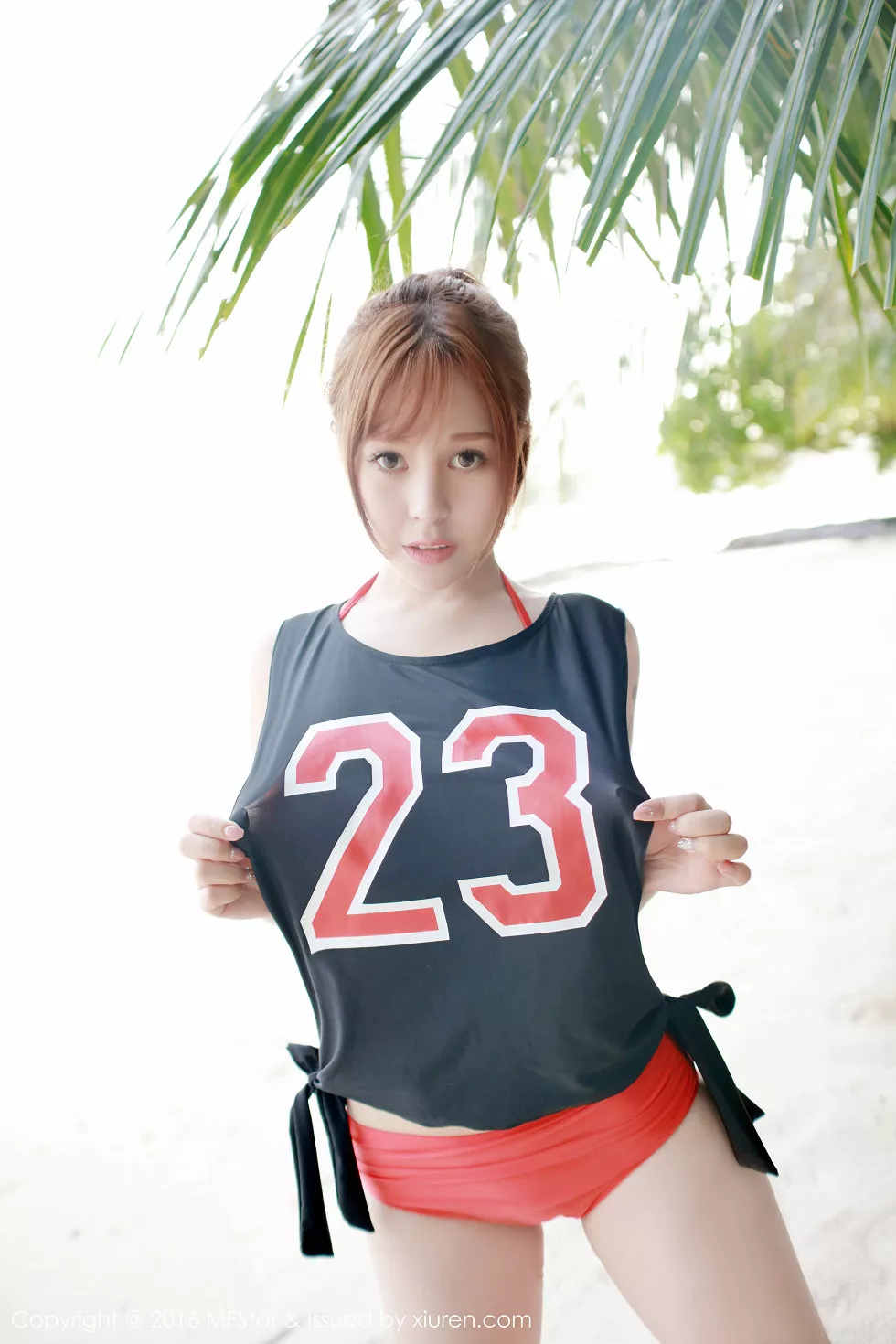 Xgyw.Org_[MFStar模范学院]Vol.067_嫩模Evelyn艾莉心愿旅拍性感内衣蕾丝网袜诱惑写真50P