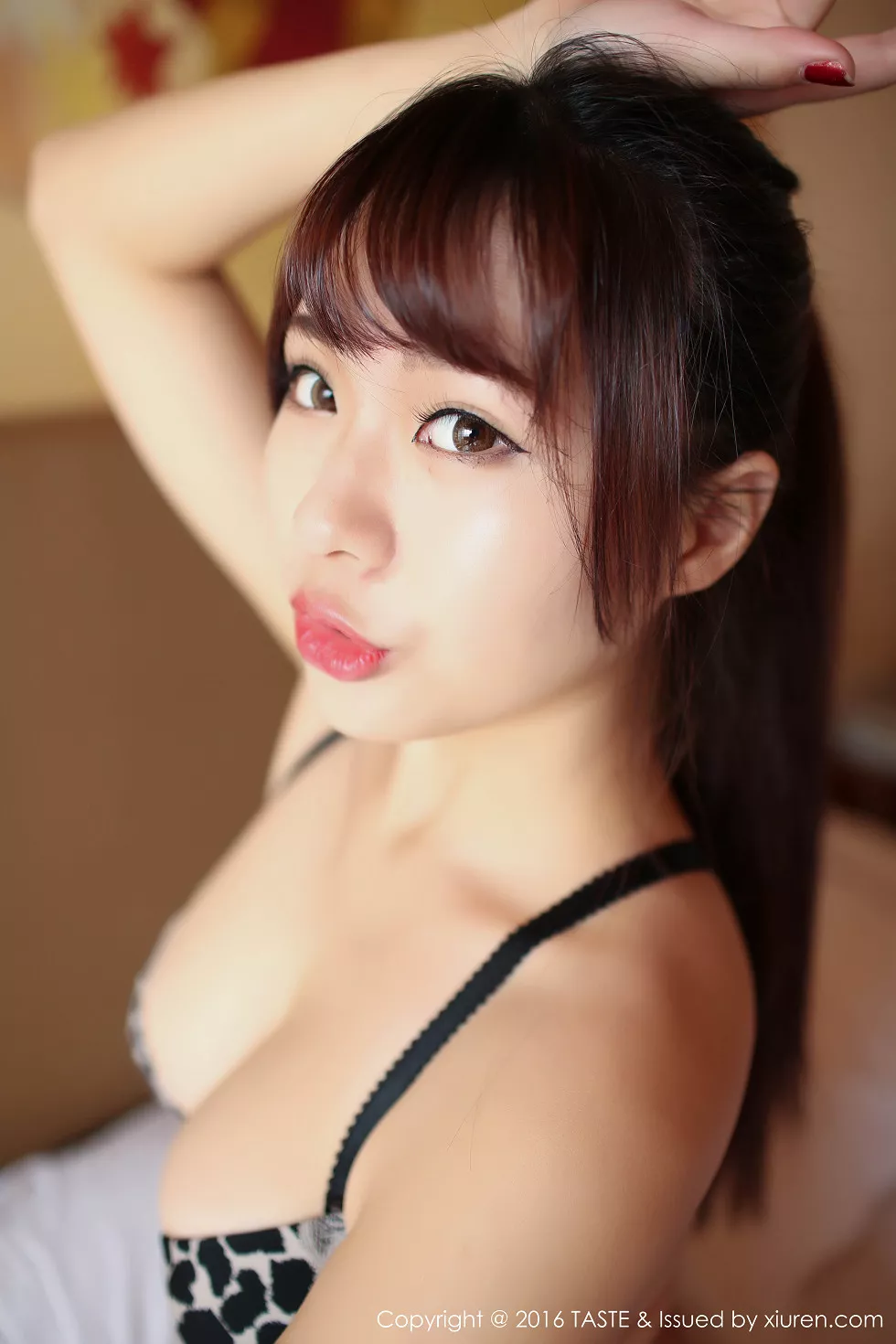 Xgyw.Org_[Taste顽味生活]Vol.006_大胸嫩模哈妮HaaNi居家私房性感内衣系列写真66P