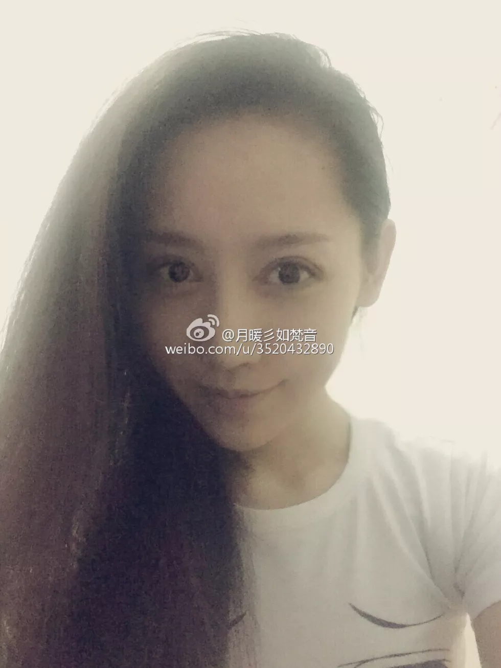 Xgyw.Org_微博女神月暖彡如梵音性感私房修长美腿写真171P
