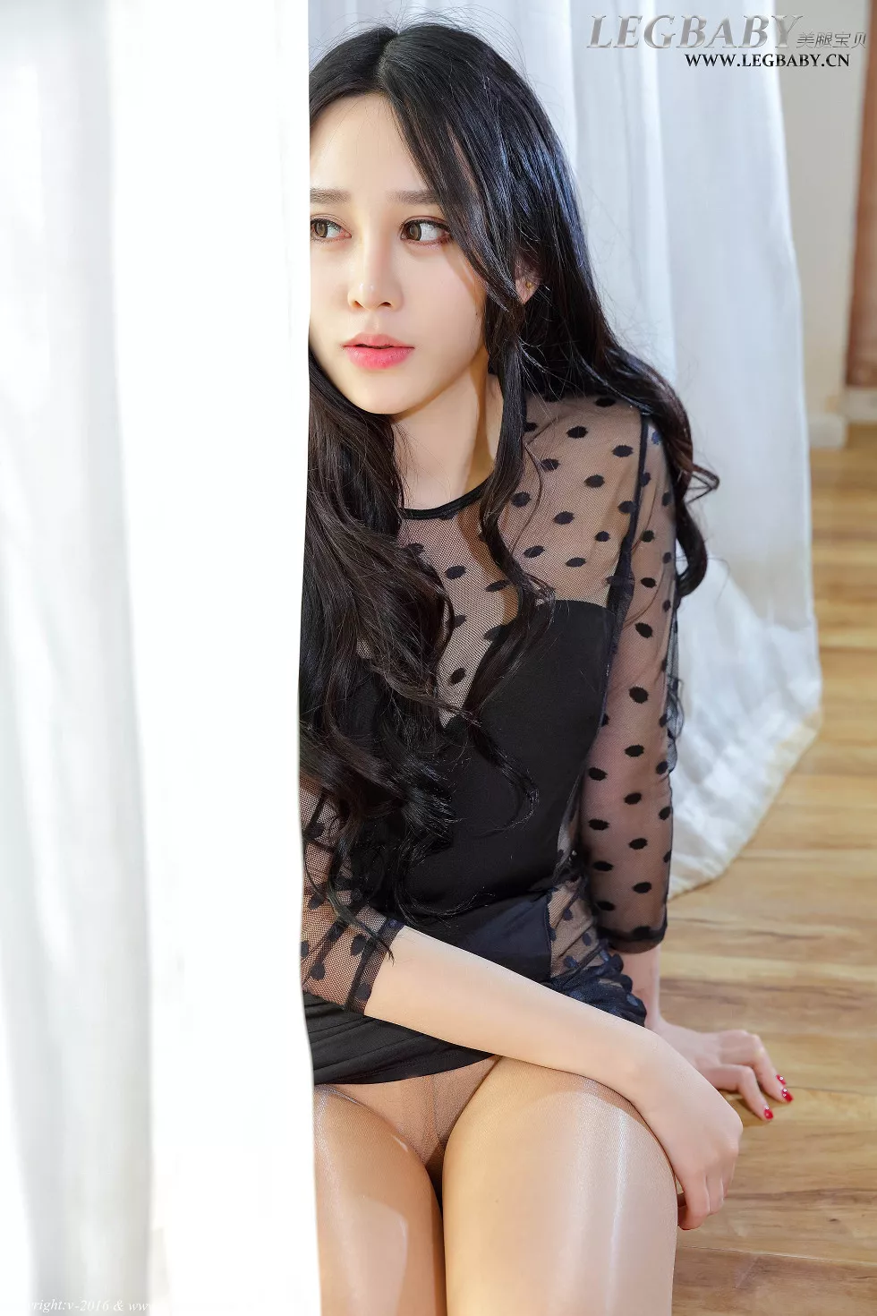 Xgyw.Org_[LEGBABY美腿宝贝]Vol.010_嫩模诺诺黑色蕾丝睡衣闪亮肉丝秀完美曲线写真41P