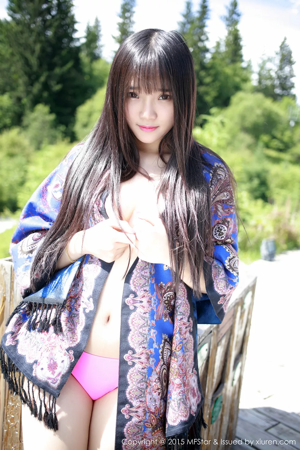 Xgyw.Org_[MFStar模范学院]Vol.015_嫩模夏瑶baby九寨沟旅拍浴缸里丰满身材撩人诱惑50P