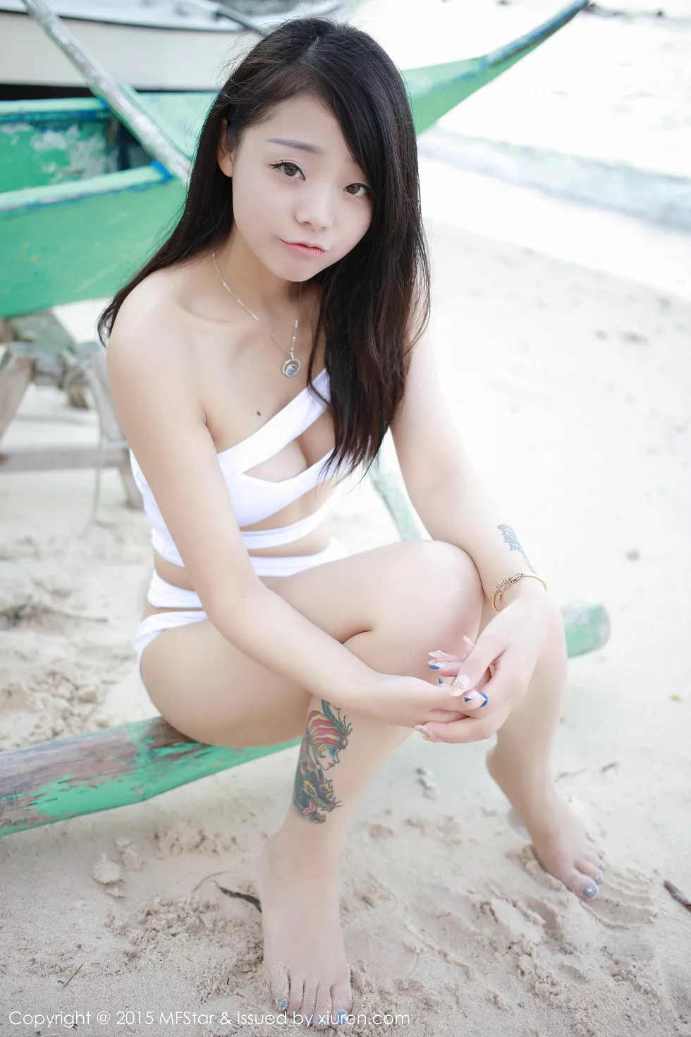 Xgyw.Org_[MFStar模范学院]Vol.016_嫩模佘贝拉bella长滩旅拍沙滩边性感比基尼写真50P