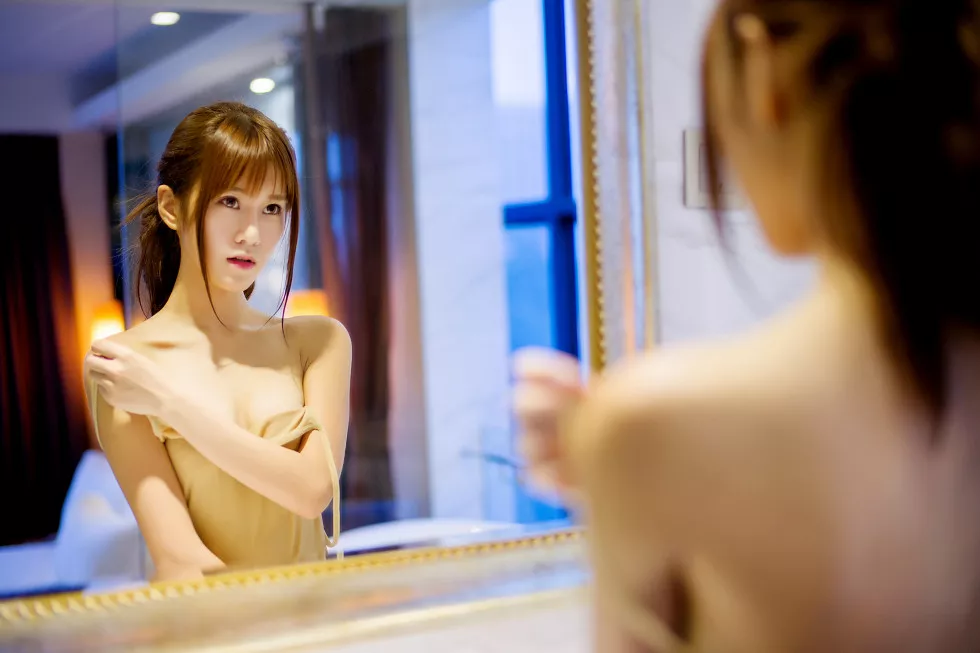 Xgyw.Org_[TGOD推女神]2014.11.12_嫩模嘉琳winna性感女仆装加比基尼秀完美身材写真48P