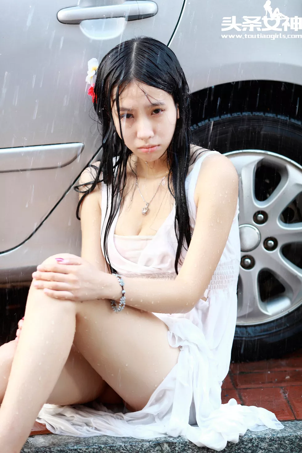Xgyw.Org_[Toutiao头条女神]No.090_嫩模琪琪黑色蕾丝内裤白嫩屁屁户外诱惑写真43P