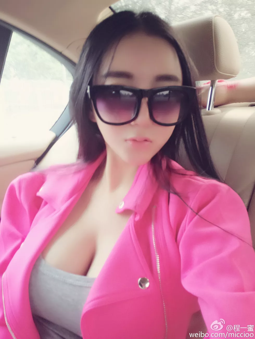 Xgyw.Org_内地嫩模程一蜜肥臀巨乳海量微博性感写真500P