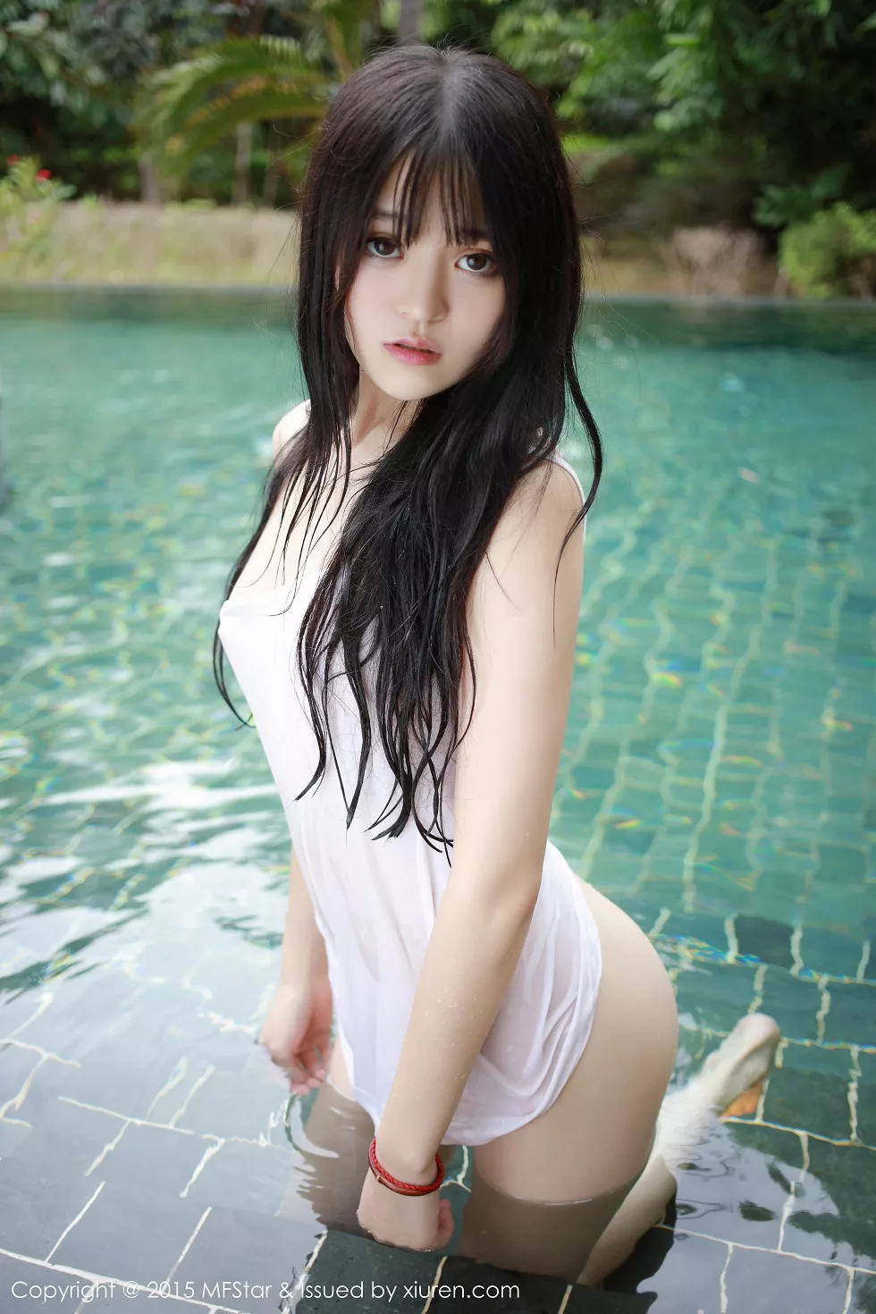 Xgyw.Org_[MFStar模范学院]Vol.029_嫩模伊小七MoMo白嫩肌肤诱人酮体大胆诱惑写真51P