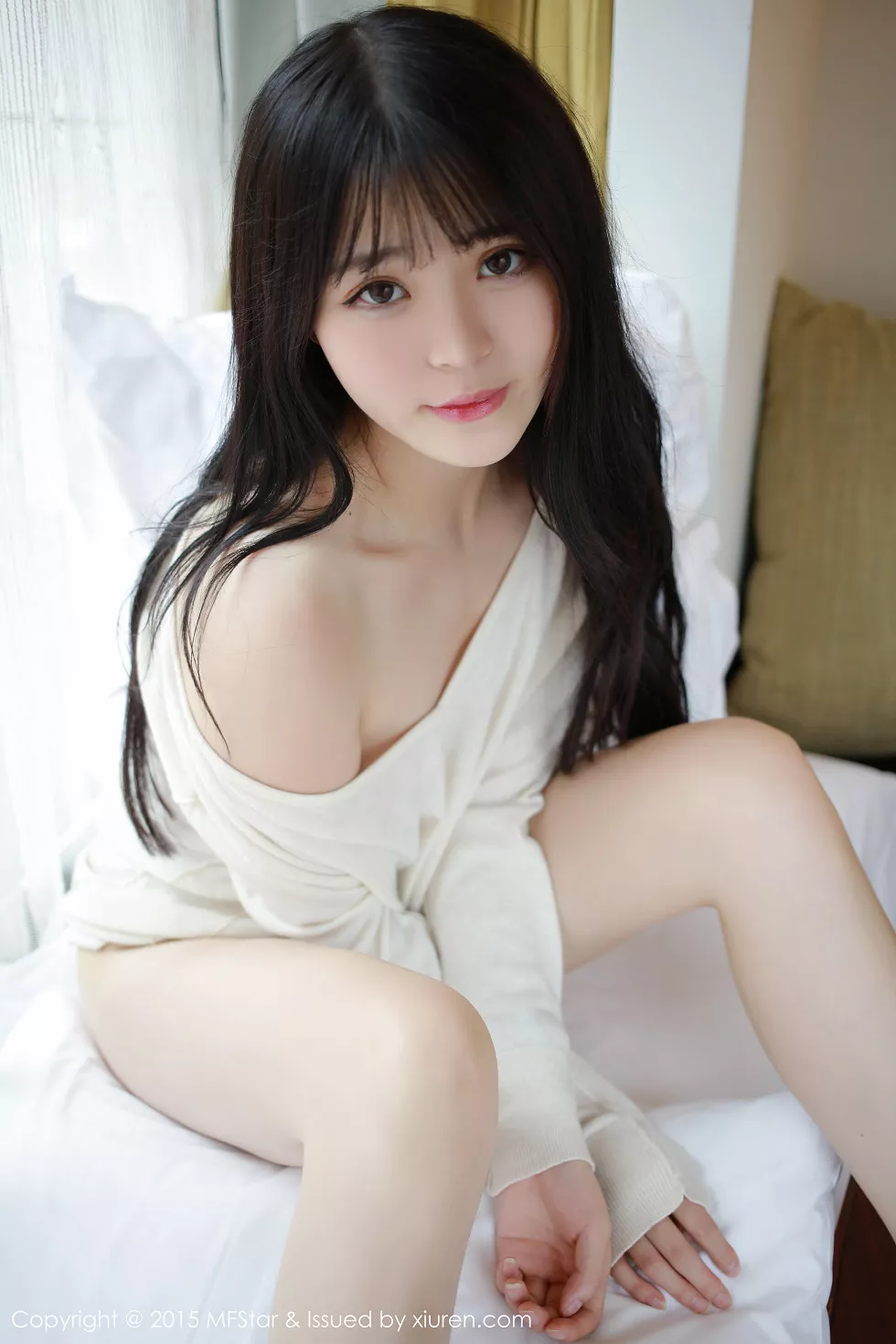 Xgyw.Org_[MFStar模范学院]Vol.029_嫩模伊小七MoMo白嫩肌肤诱人酮体大胆诱惑写真51P
