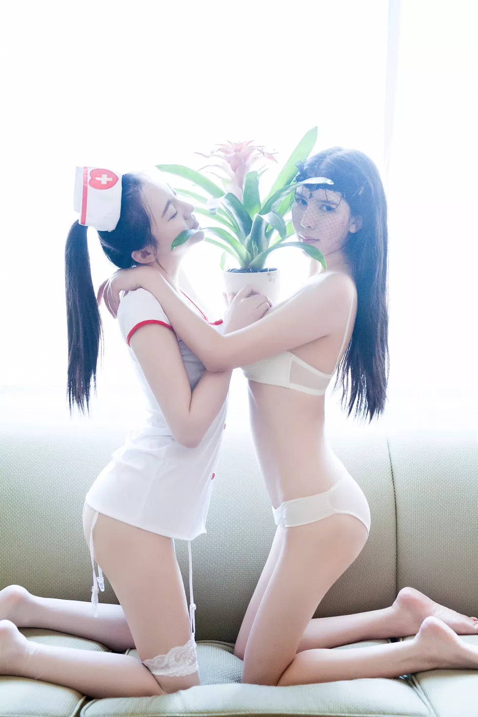 Xgyw.Org_推女郎第特辑_推女郎李丽莎and顾欣怡私人订制无S光水果姐妹花写真56P