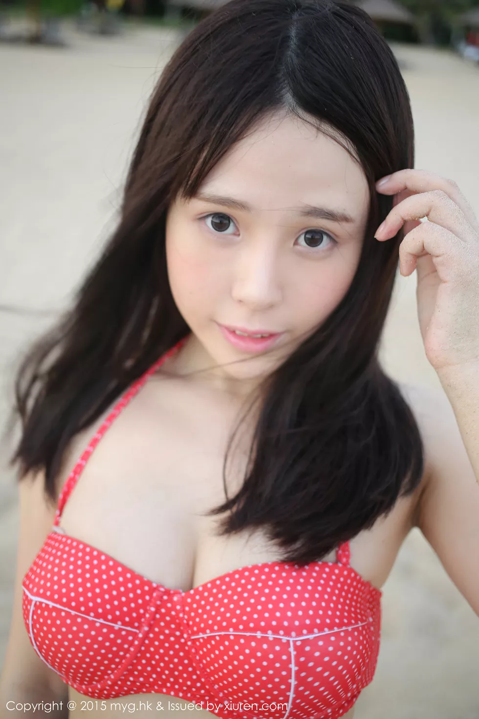 Xgyw.Org_[MyGirl美媛馆]Vol.175_嫩模Evelyn艾莉三亚旅拍黑色死库水秀完美身材写真73P