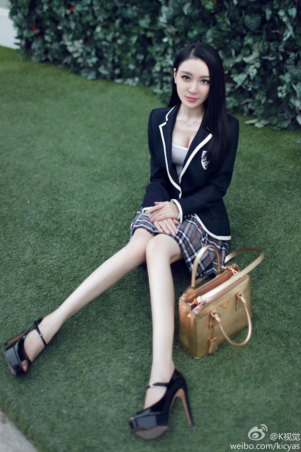 Xgyw.Org_靓丽美颜摄影K视觉大胸豪乳妹子海量微博写真189P