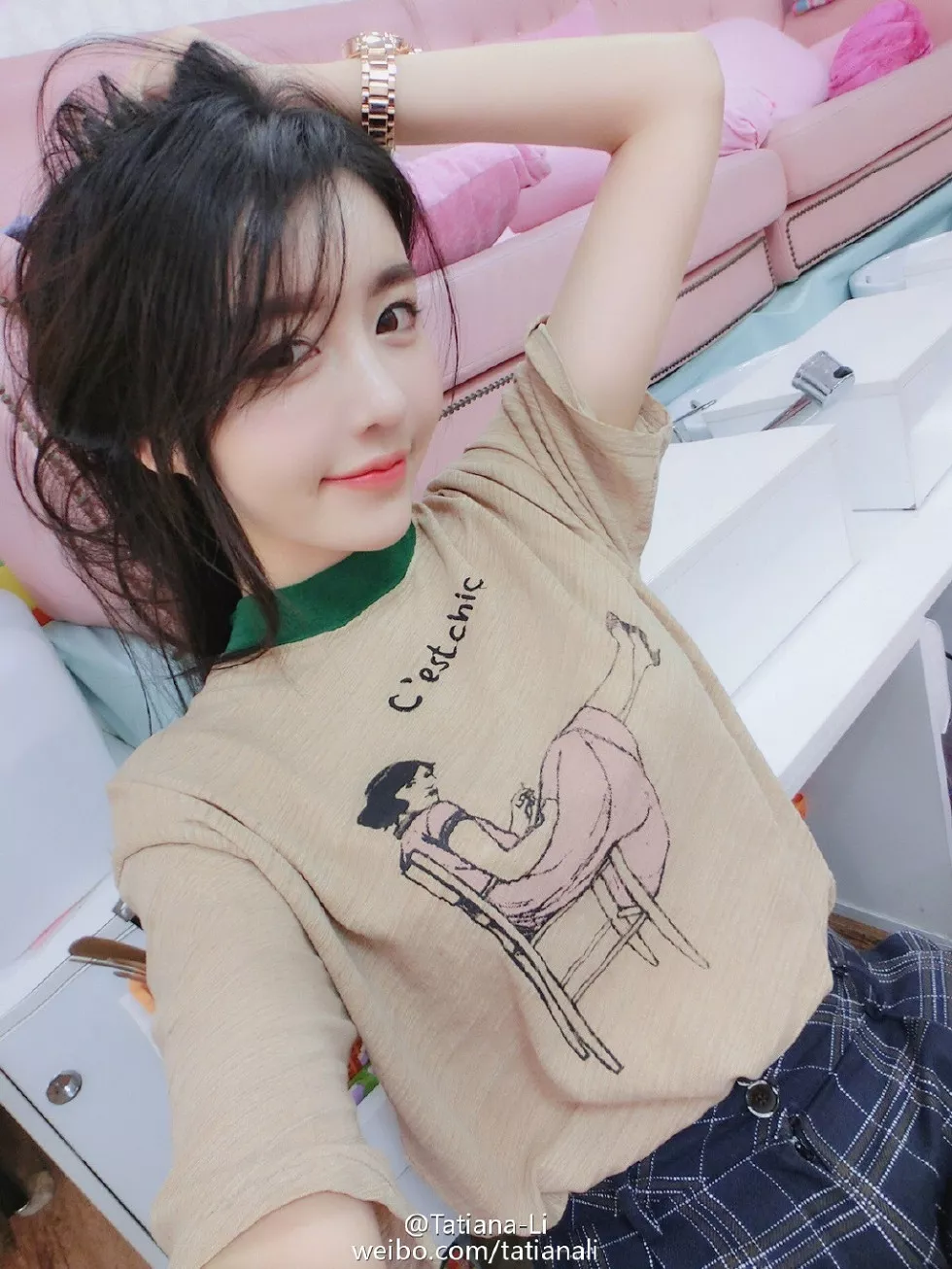 Xgyw.Org_韩国白富美萝莉Tatiana-Li李碧莹微博私房海量写真369P