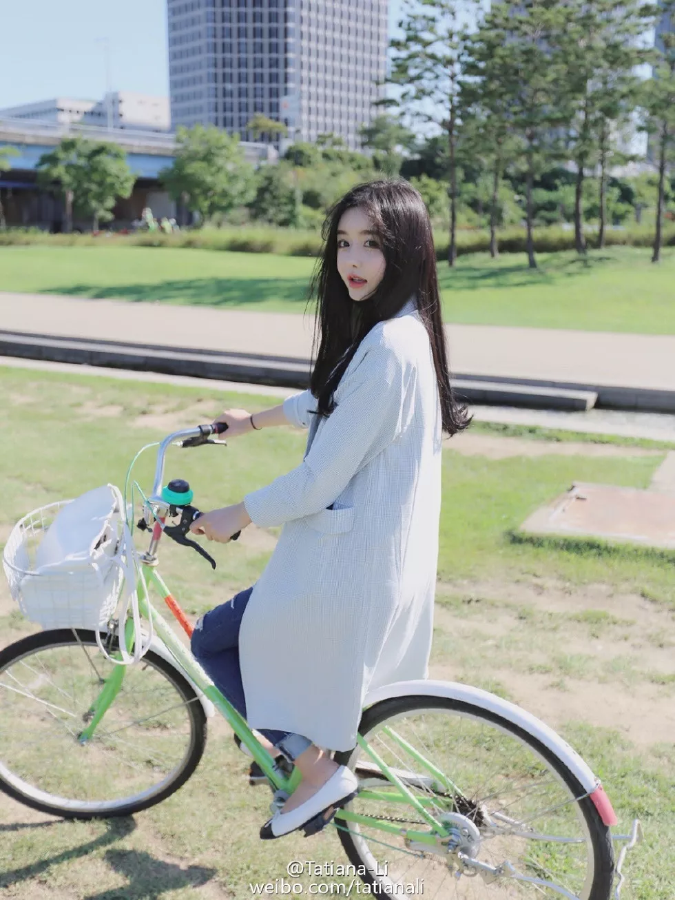 Xgyw.Org_韩国白富美萝莉Tatiana-Li李碧莹微博私房海量写真369P
