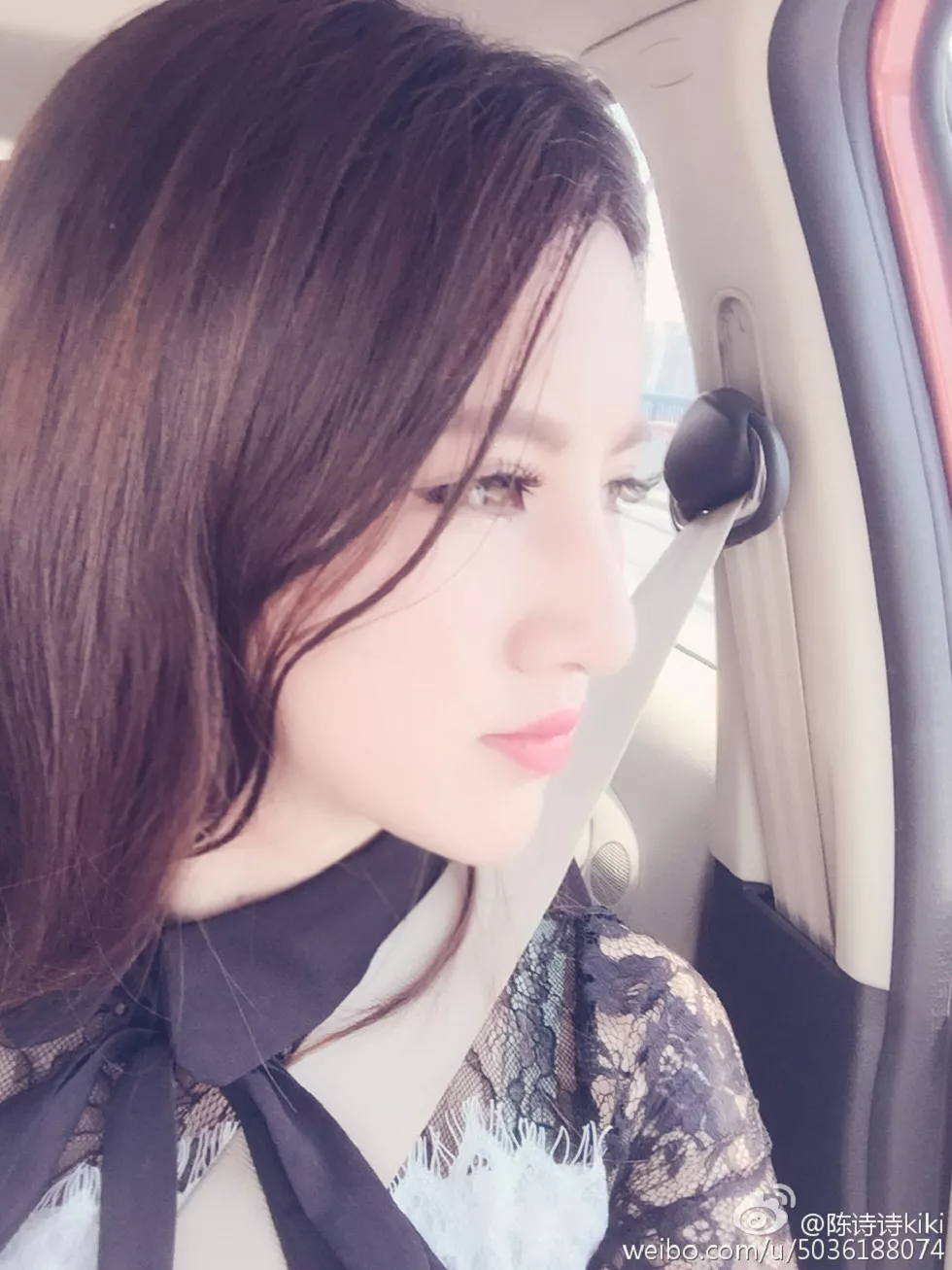 Xgyw.Org_性感内衣模特陈诗诗超美艳诱惑写真图集293P