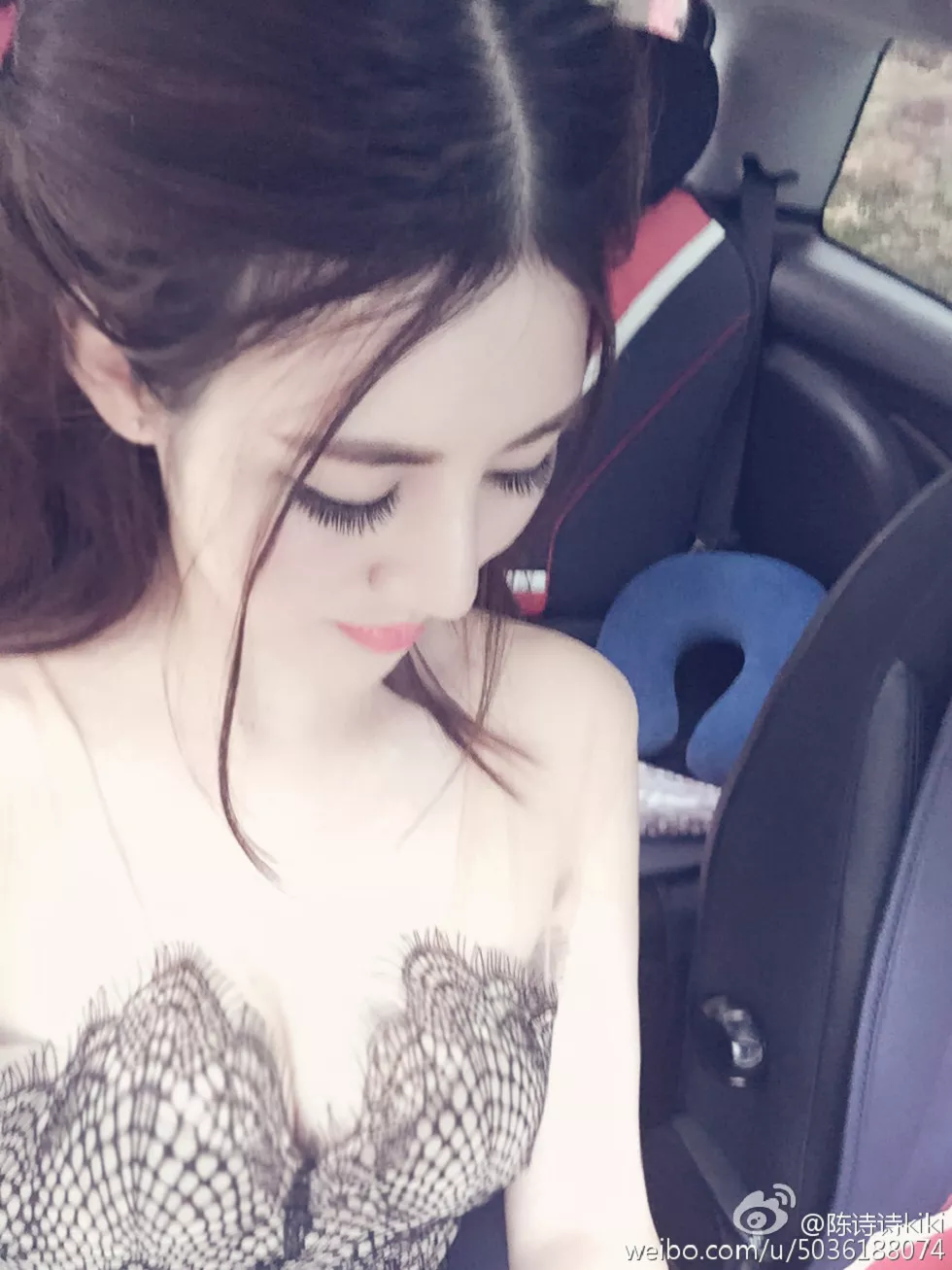 Xgyw.Org_性感内衣模特陈诗诗超美艳诱惑写真图集293P
