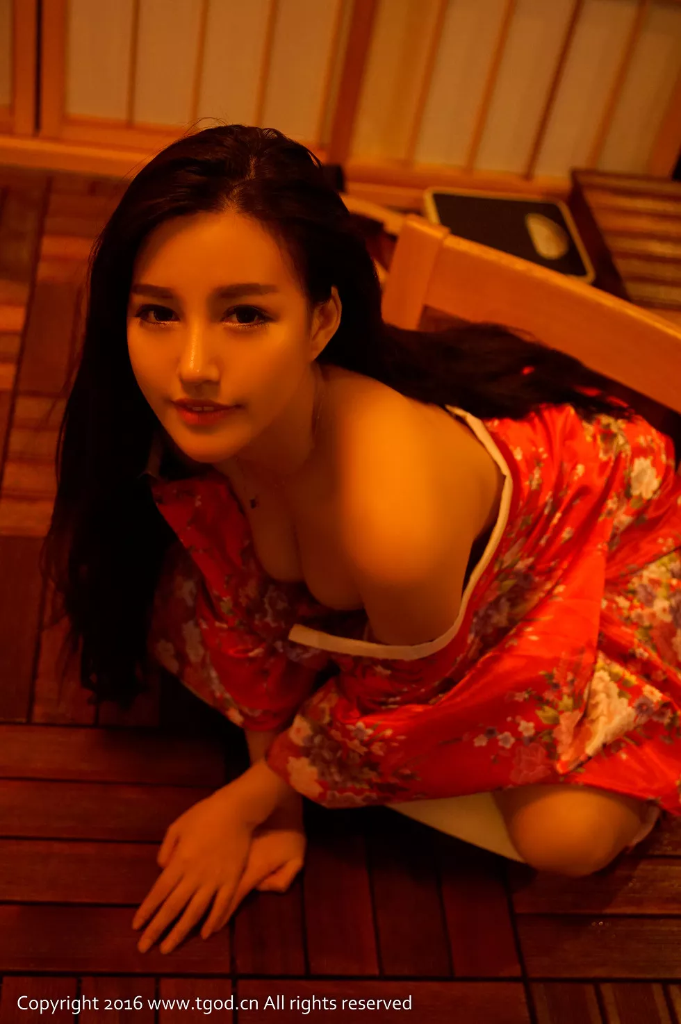 Xgyw.Org_[TGOD推女神]2016.03.10_嫩模汪佩妮初来乍到(二)红色和服半脱撩人妩媚迷人写真42P