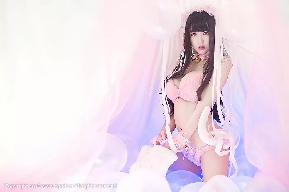 Xgyw.Org_[TGOD推女神]2016.05.31_嫩模伊伊Eva童颜巨乳的儿童节白嫩圆润美胸迷人写真74P