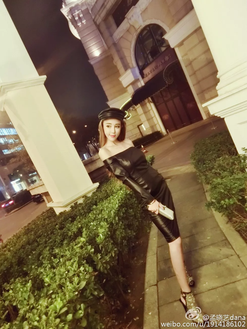 Xgyw.Org_甜美系宅男女神孟晓艺Dana完美身材豪乳诱惑海量微博写真(二)300P