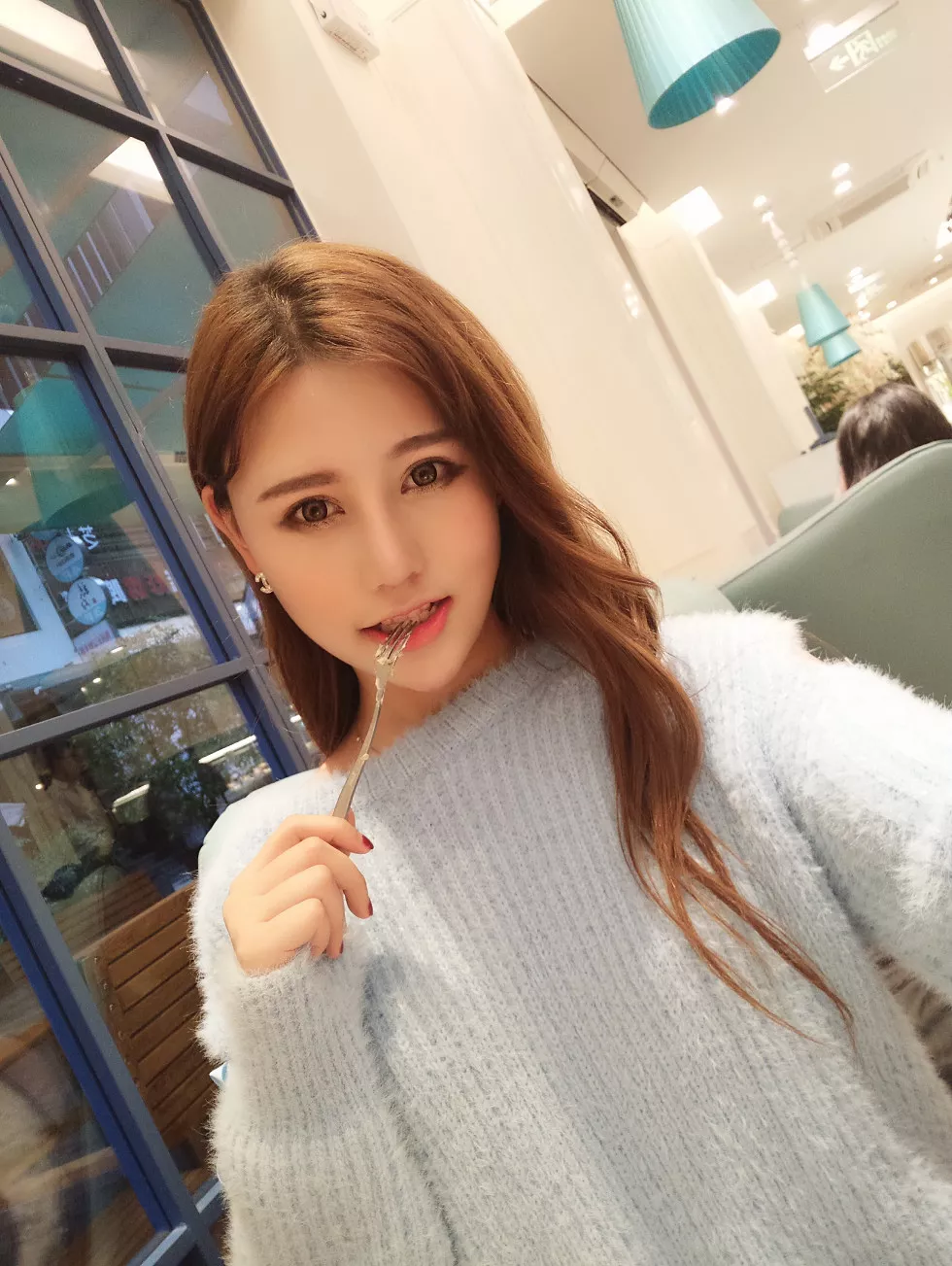Xgyw.Org_新秀嫩模Milk楚楚海量微博性感系列写真279P