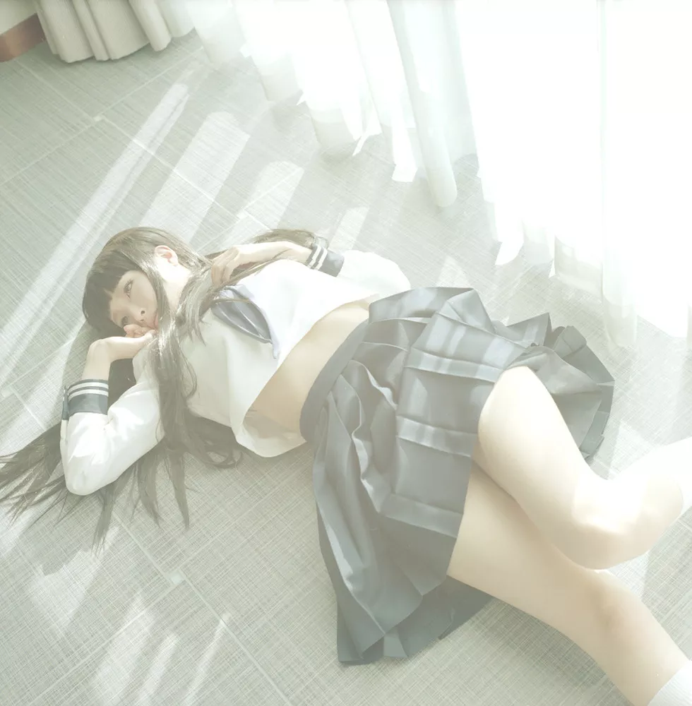 Xgyw.Org_Taro少女学生制服浴室湿身诱惑写真集135P