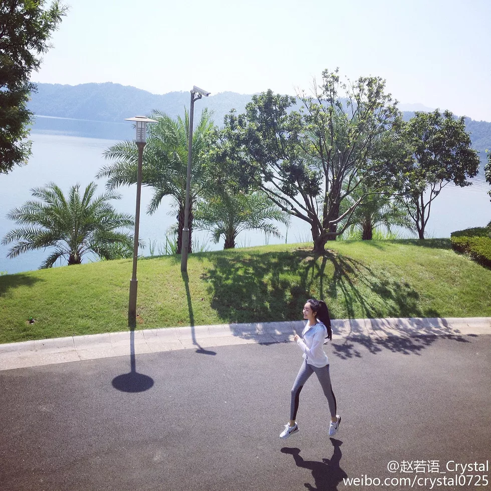 Xgyw.Org_DOTA美女赵若语黑丝长腿完美身材海量诱惑写真图集459P
