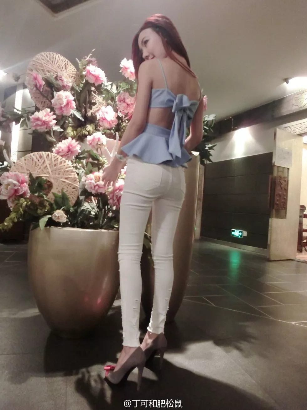 Xgyw.Org_嫩模丁可和肥松鼠黑丝辣妈纹身美腿性感迷人海量写真500P
