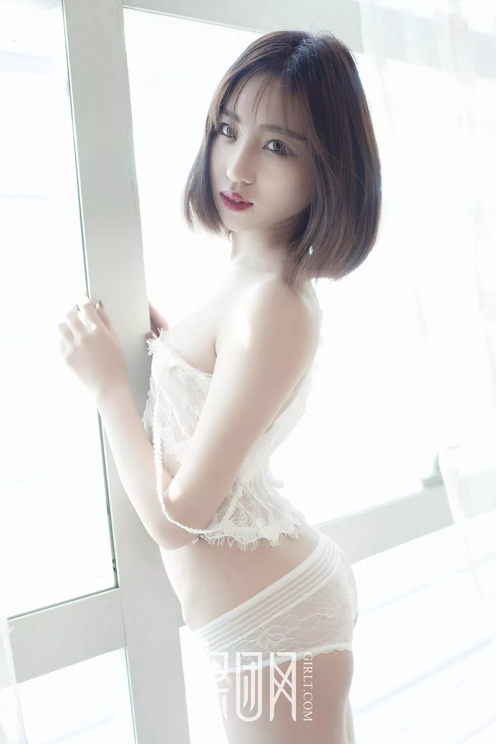 Xgyw.Org_[GIRLT果团网]NO.016_大美妞于瑞黑色皮衣吊带丝袜情趣内衣+蕾丝透明内衣诱惑写真55P