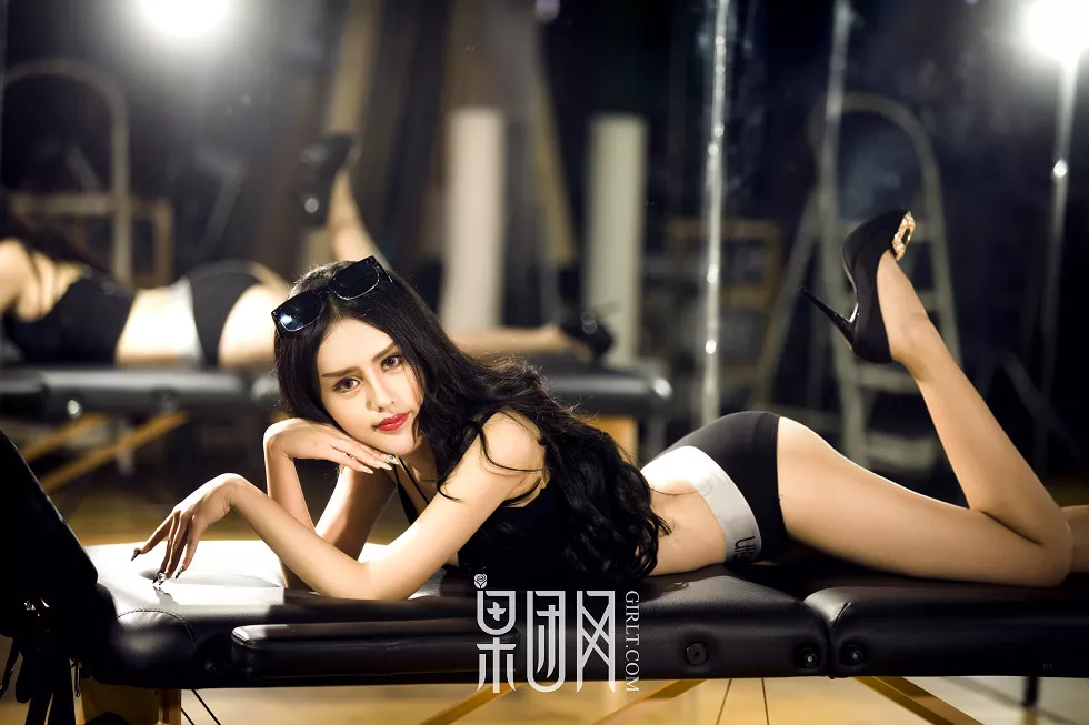 Xgyw.Org_[GIRLT果团网]NO.041_嫩模陈迪娅大尺度全裸上身手握豪乳玉体横陈撩人诱惑写真76P