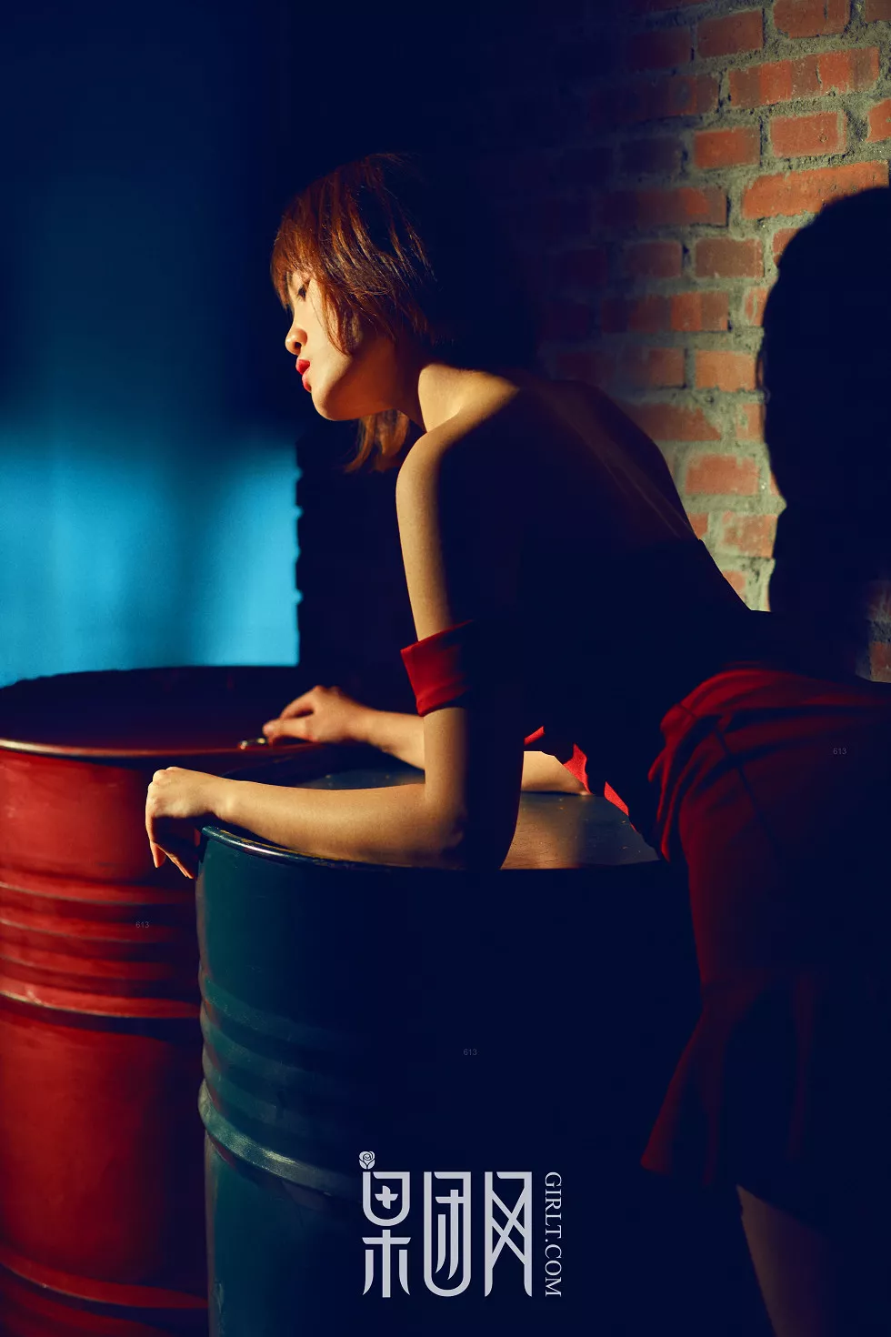 Xgyw.Org_[GIRLT果团网]TG003_百变天使居家全裸上身秀性感美背白色内裤撩人妩媚诱惑写真36P