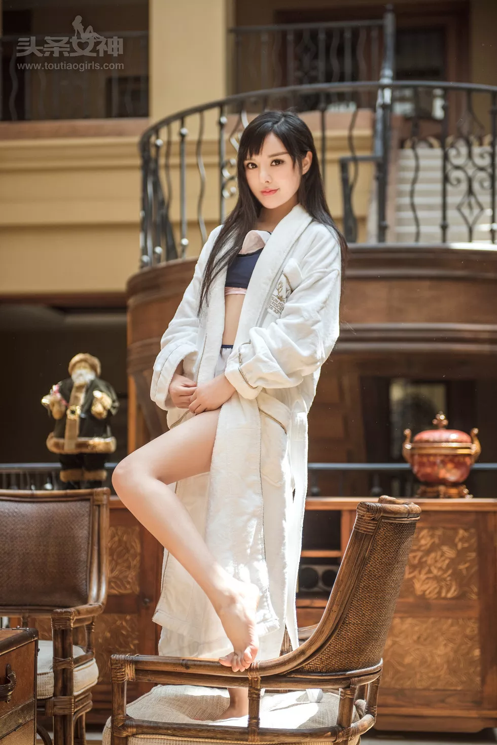 Xgyw.Org_[Toutiao头条女神]No.417_嫩模周熙妍居家性感学生服薄纱短裙秀粉红内裤写真19P