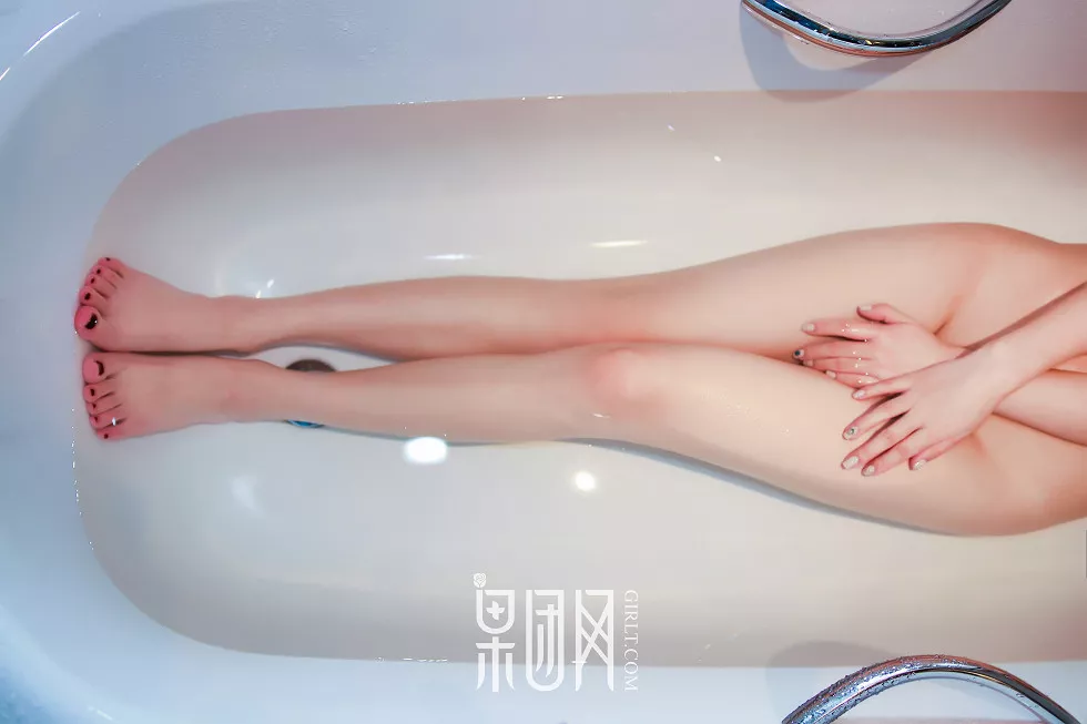 Xgyw.Org_[GIRLT果团网]TG025_34D嫩模居家大尺度全裸出境秀白嫩玉体浴室湿身诱惑写真27P