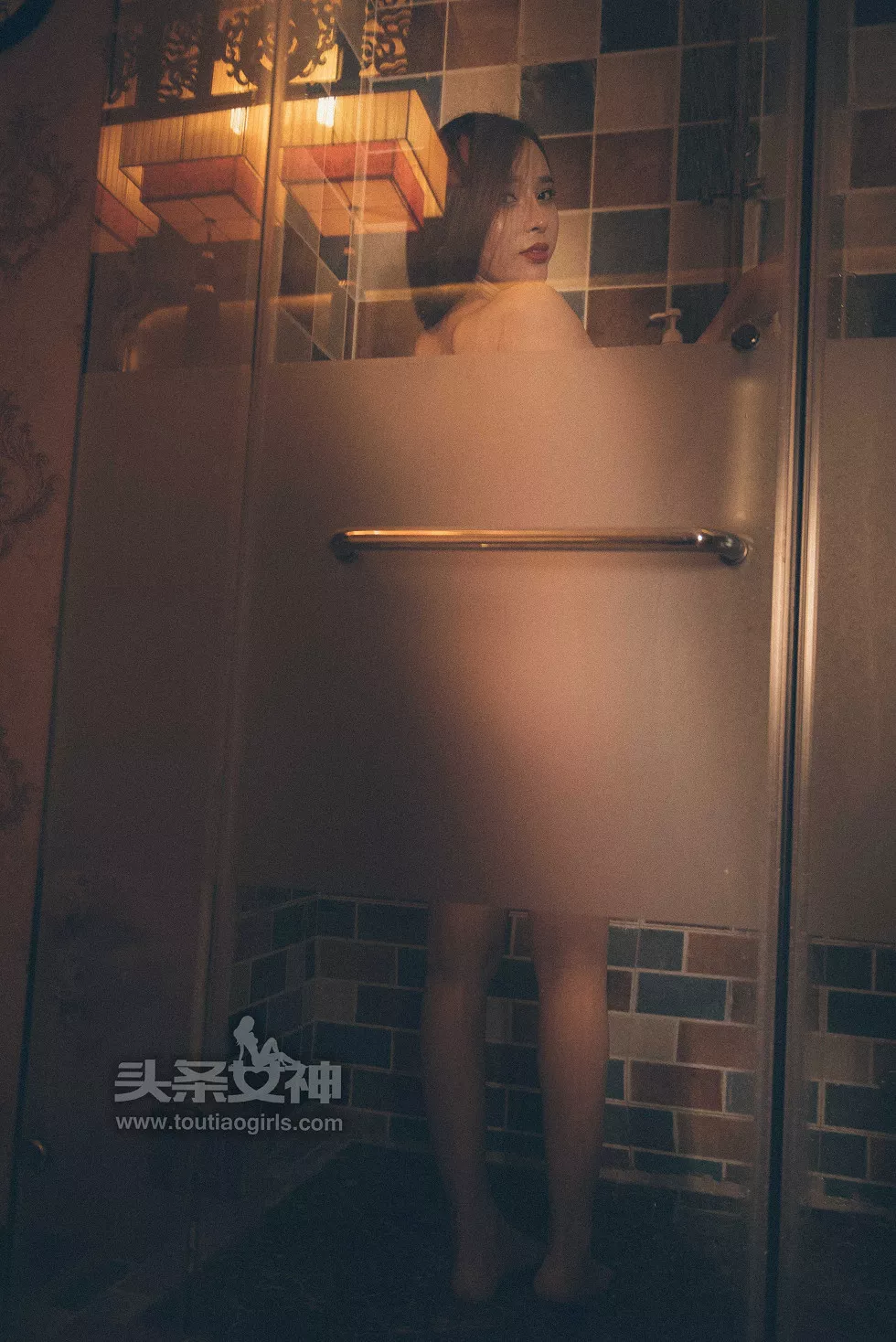 Xgyw.Org_[Toutiao头条女神]No.431_嫩模艾小青高叉连体内衣SPA之旅秀完美身材诱惑写真50P