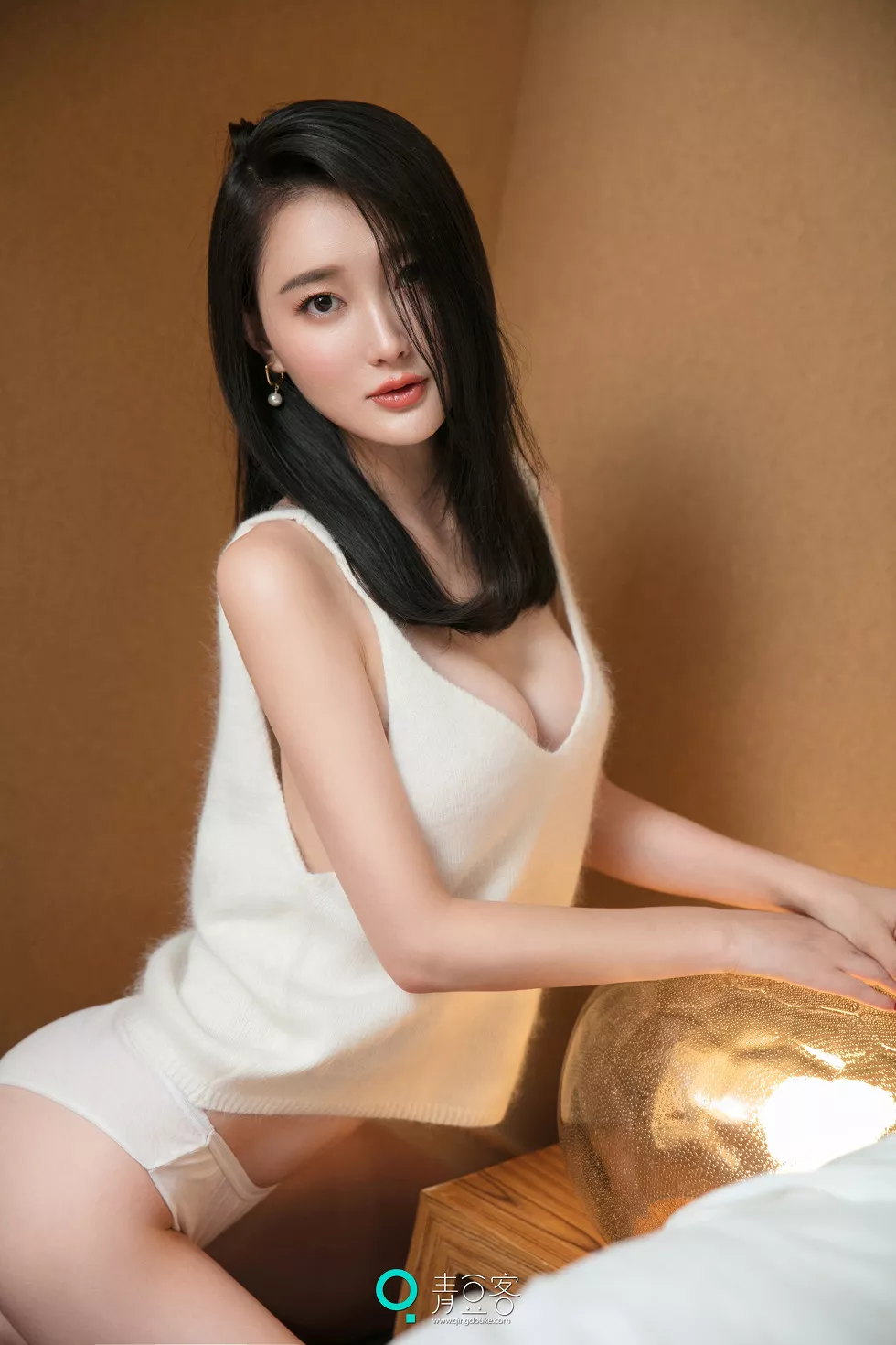 Xgyw.Org_[青豆客Qingdouke]2017.09.03_嫩模潇同学透视薄纱真空秀诱人胴体撩人诱惑写真51P