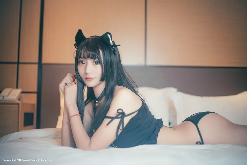 Xgyw.Org_[BoLoli波萝社新刊]Vol.121_嫩模1997丶2性感黑丝猫女郎黑色内裤秀完美身材写真38P