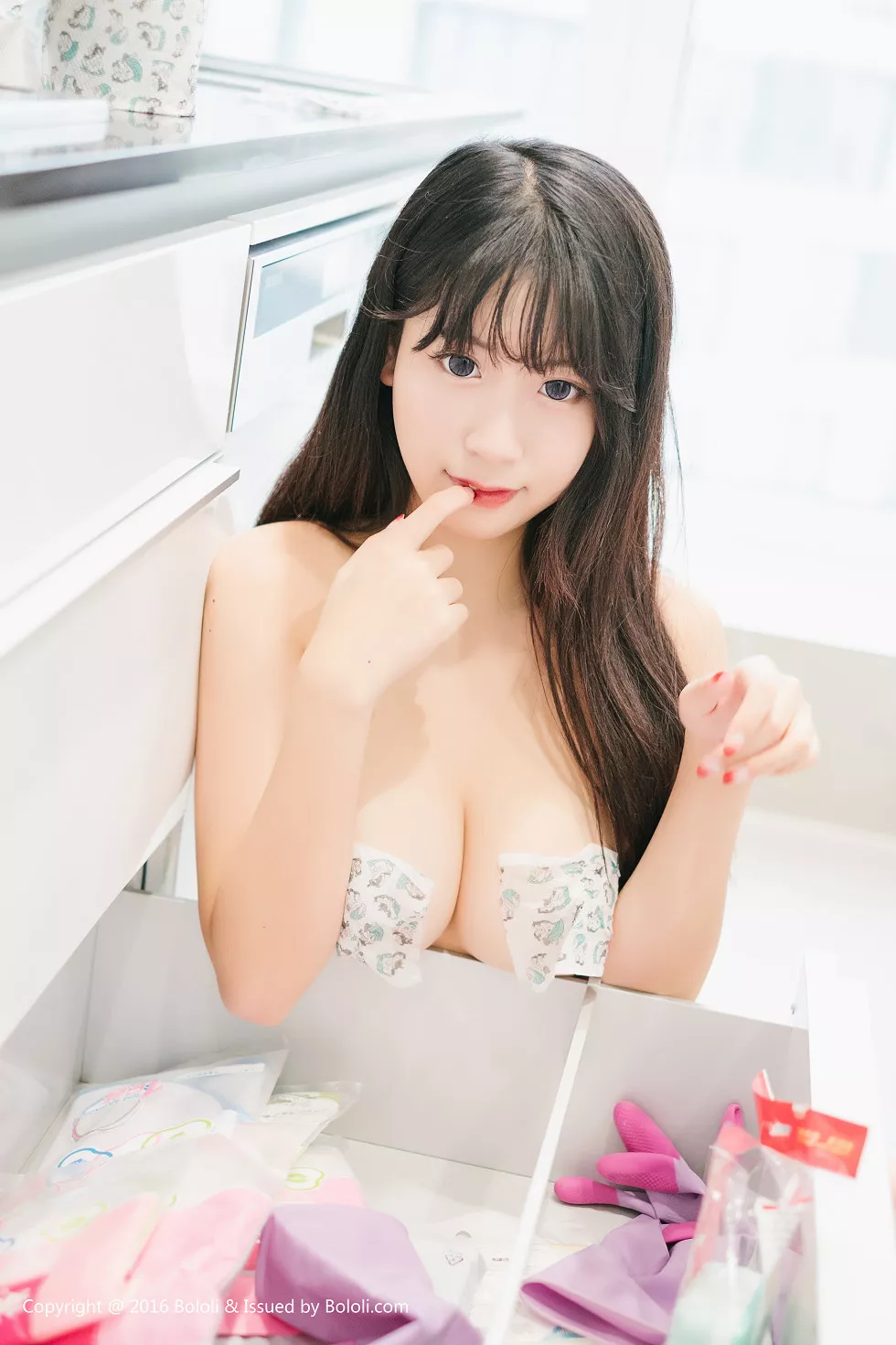 Xgyw.Org_[BoLoli波萝社新刊]Vol.109_嫩模猫九酱Sakura大尺度情趣内衣诱人胴体火辣诱惑写真42P