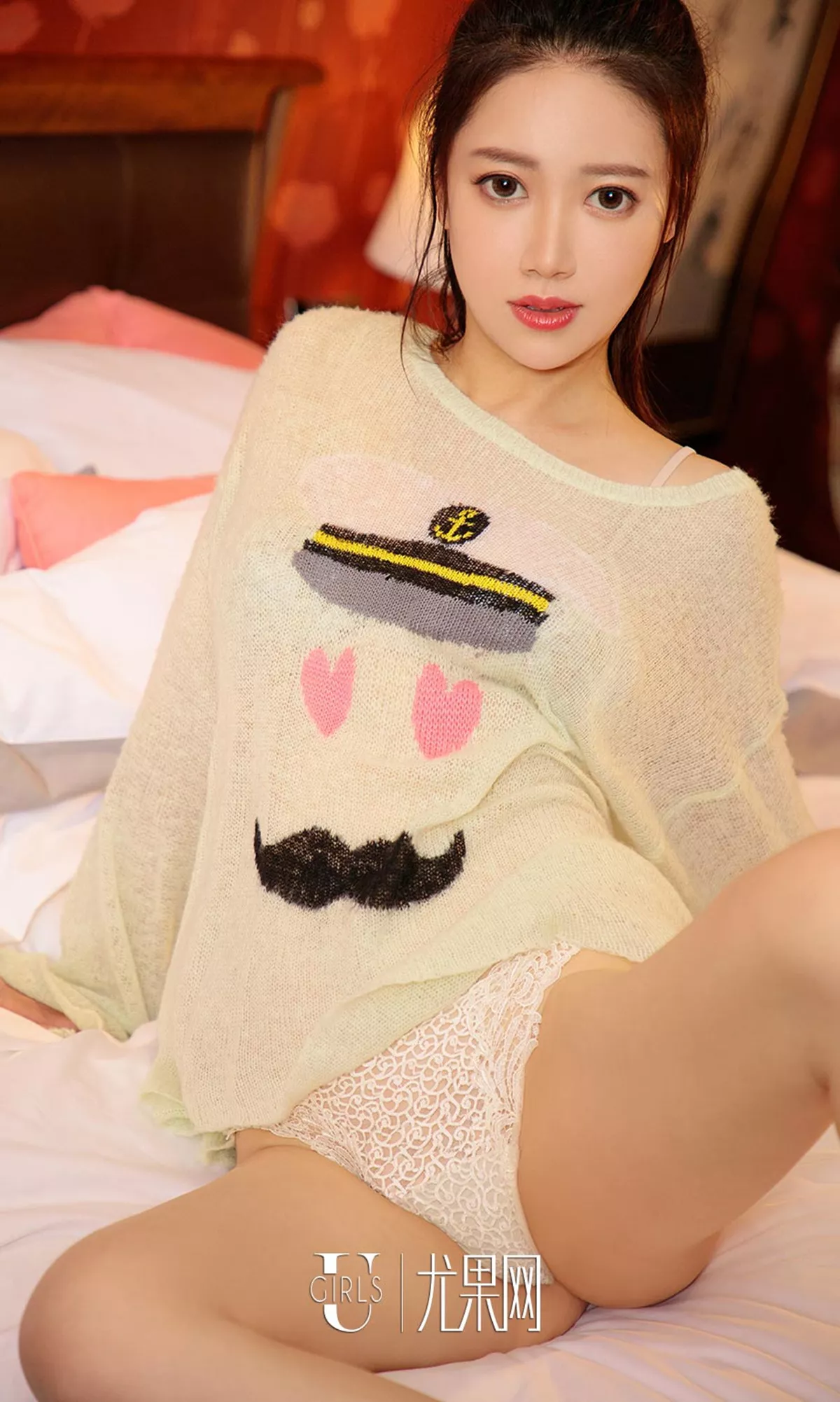Xgyw.Org_[Ugirls爱尤物]No.938_嫩模杨娜纯白西装敞开秀白色蕾丝内衣傲人美乳极致诱惑写真40P